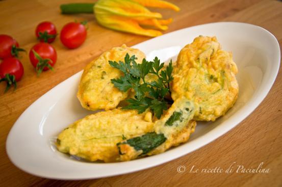 Fiori di zucca fritti