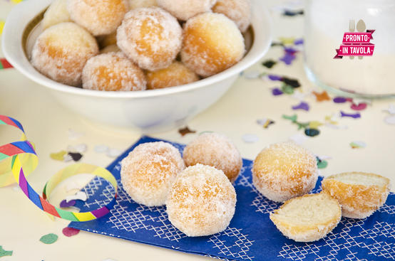 Frittelle dolci di pane