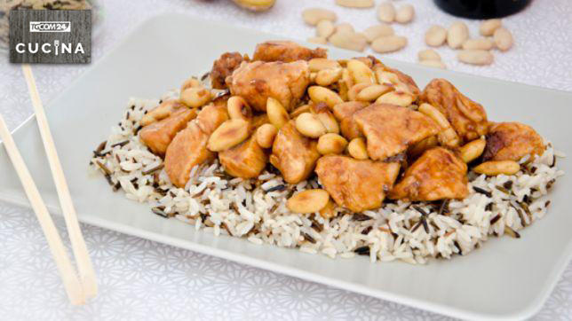 Pollo alle mandorle