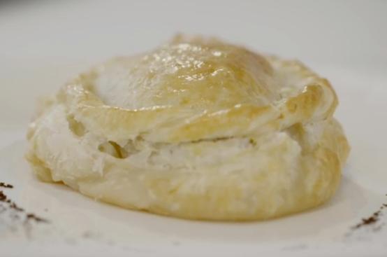 Medaglione di filetto in crosta ai fungi