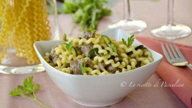 Pasta salsiccia e zucchine