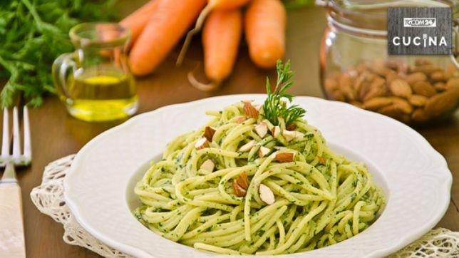 Pasta al pesto di ciuffi di carote
