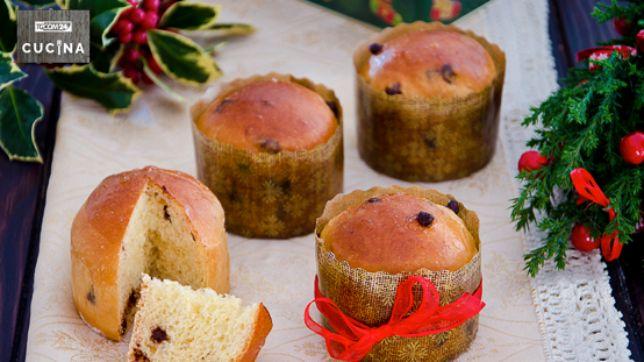 Panettoncini con gocce di cioccolato