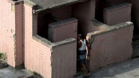 india bagni pubblici water wc