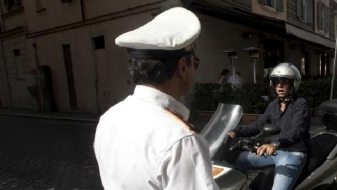 roma polizia municipale locale capitale vigili urbani