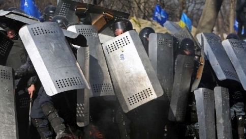kiev ucraina scontri