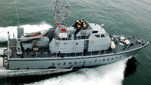 motovedetta guardia di finanza gdf