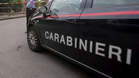 carabinieri giorno estate generica