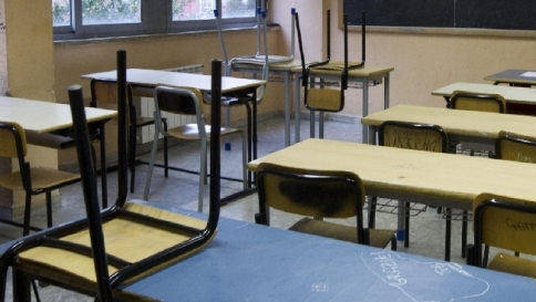 banchi di scuola