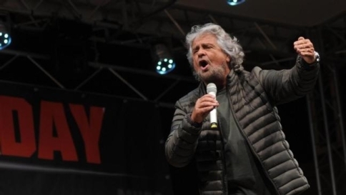 beppe grillo,sfiducia day,palermo