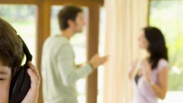 Papà contro figlie incontri contratto