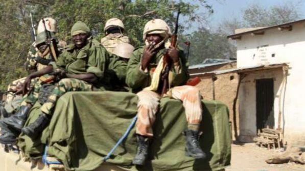 Niger, nuovo attacco contro soldati: almeno 17 morti e 11 dispersi