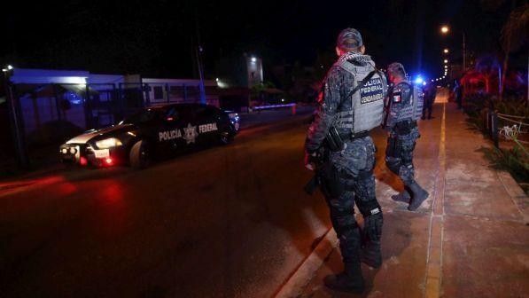 Messico, sparatoria in un bar di Acapulco: cinque morti e sei feriti
