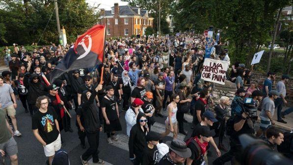 Cortei per l'anniversario di Charlottesville, Washington blindata