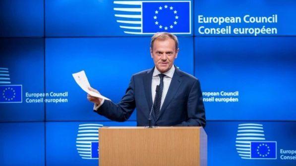 Ue, Tusk alla Polonia: basta con eccessi antisemiti, vanno arginati
