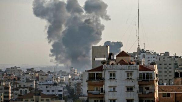 Gaza: uccisi due palestinesi, nuova raffica di razzi contro Israele