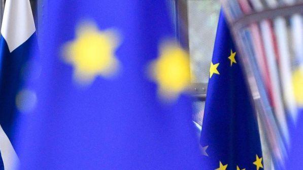 Brexit, Johnson scrive a Tusk: volontà accordo ma senza "backstop"
