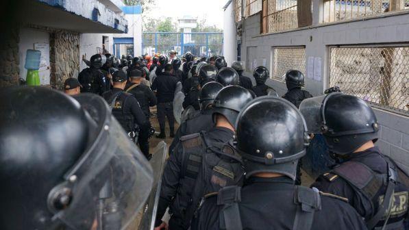 Guatemala, bilancio sparatoria in carcere Pavon sale a 7 morti