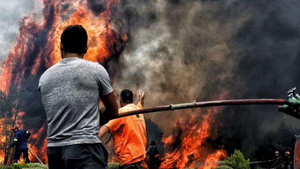 Grecia, il bilancio degli incendi sale a 91 morti: 25 i dispersi