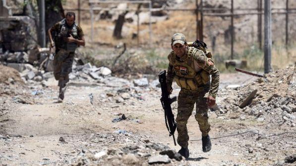 Iraq, l'Isis rivendica l'uccisione di 30 poliziotti a Mosul