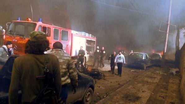 Siria, 11 vittime in un raid su Al-Bab: morti anche due bambini
