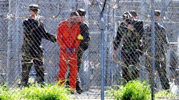 Guantanamo, scontro tra Barack Obama e Donald Trump sulle scarcerazioni