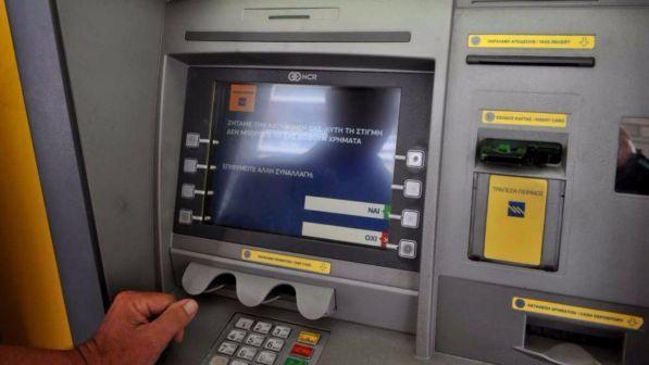 Bari, sgominata banda dedita a colpi e assalti a sportelli bancomat
