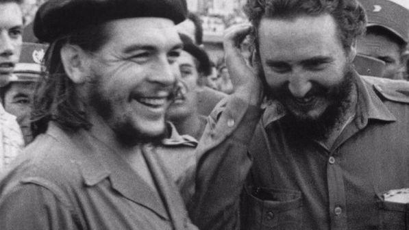 Addio a Castro, Putin: "La sua Cuba un esempio" | Duro Trump: "Dittatore brutale, ha oppresso il suo popolo"