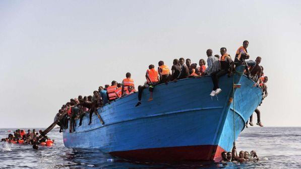 Migranti, Corte Ue: "Respingimenti immediati sono contro la legge"