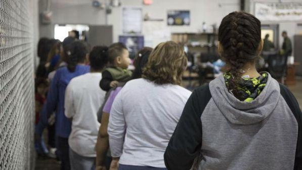 Unhcr: "Gli Usa garantiscano la protezione ai migranti"