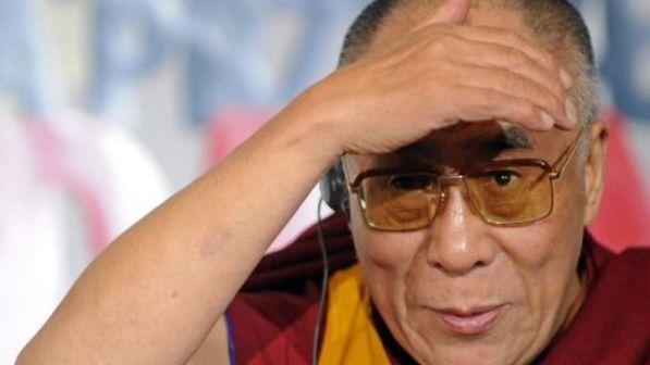 Milano, protesta della comunità cinese per la cittadinanza onoraria al Dalai Lama: "Un errore"