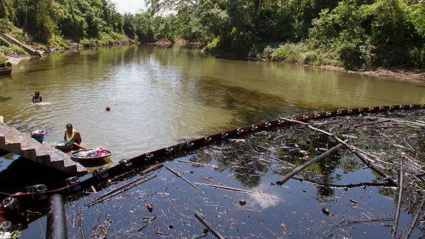 Colombia, fuoriuscita greggio da pozzo inattivo: rischio ambientale
