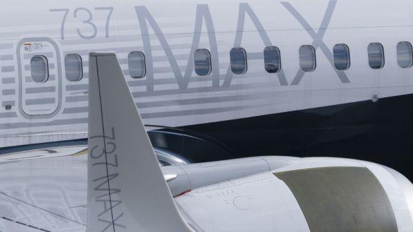 Aereo caduto, anche Canada chiude spazio aereo ai Boeing 737 Max 8