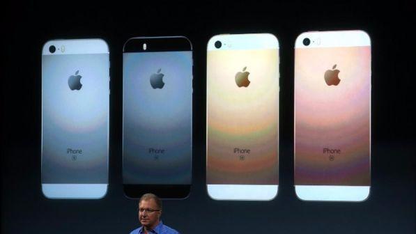Apple potrebbe trasferire la produzione di iPhone in Usa: effetto Trump o marketing?