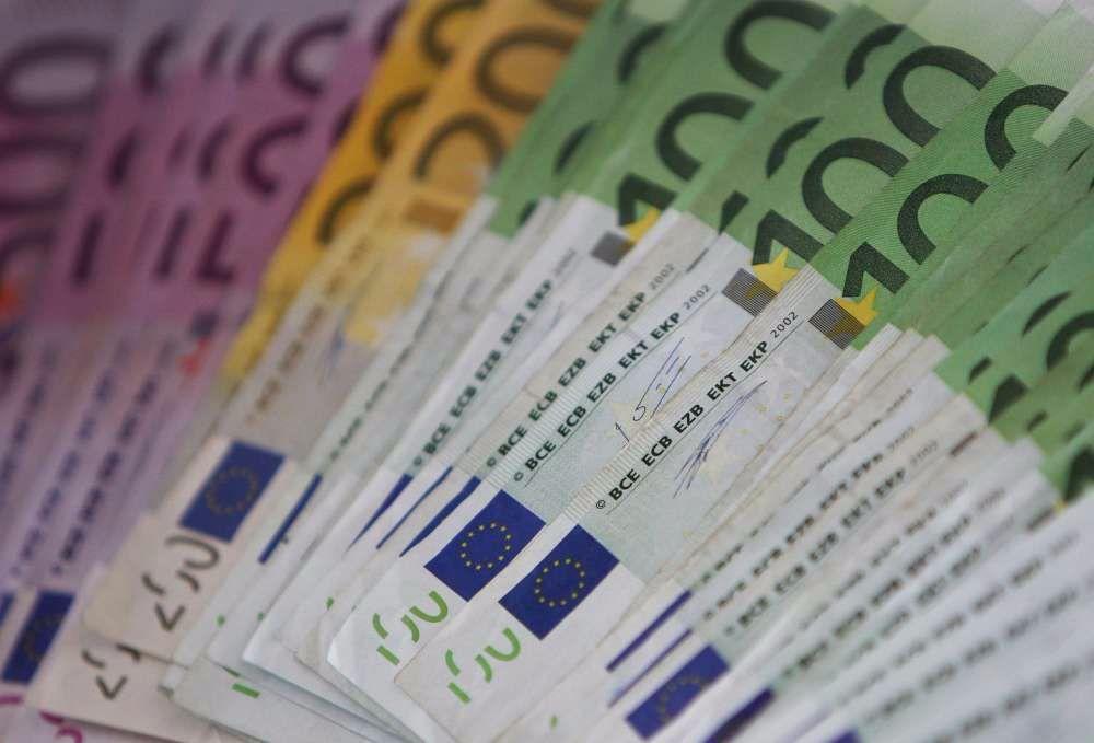 Scuola, cosa possono comprare i nati nel ’99 col Bonus Cultura?
