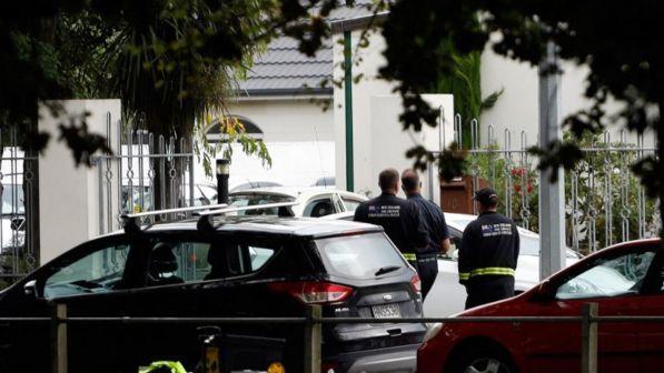 Nuova Zelanda: eroe in moschea ha disarmato attentatore a mani nude