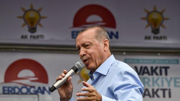 Turchia, Bild: Ankara sospende acquisto missili russi S-400