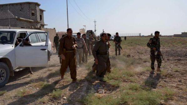 Iraq,Kirkuk isolata dai peshmerga; miliziani dell'Isis in una scuola