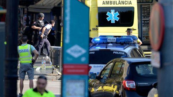 Strage Barcellona,un bimbo spagnolo di 3 anni la vittima più giovane