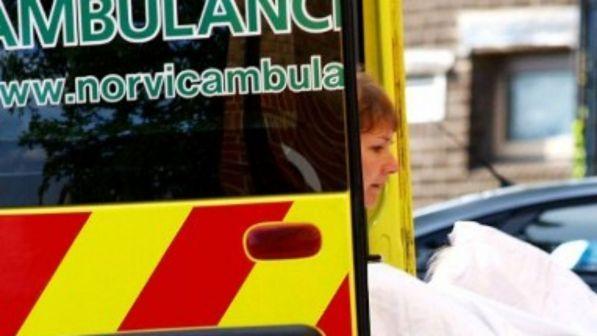 Gb, bambino di tre anni aggredito con acido: un arresto, 3 ricercati