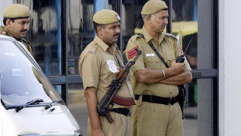 India, polizia uccide otto maoisti