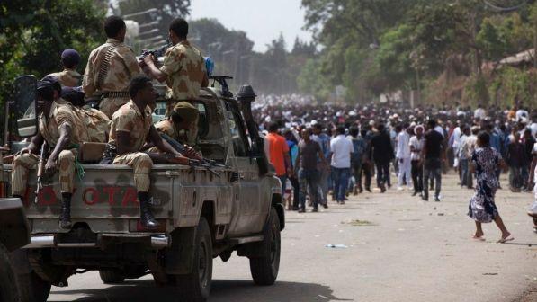 Etiopia, scoperta una fossa comune con 200 cadaveri