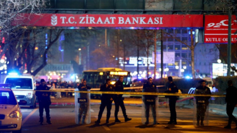 Strage Ankara, il premier Davutoglu: "Opera del Pkk, 11 persone fermate"