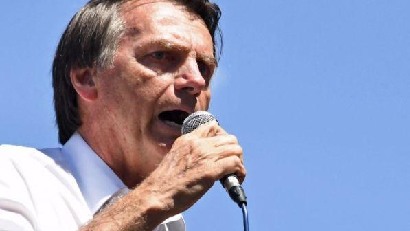 Brasile, Bolsonaro: "Sono un ammiratore di Trump"