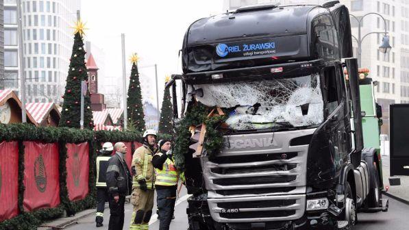 Strage Berlino, media: Tir rubato in capitale tedesca verso le 16