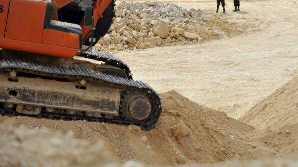 Padova, addio all'ex "Bronx": parte la demolizione delle sei palazzine di via Anelli