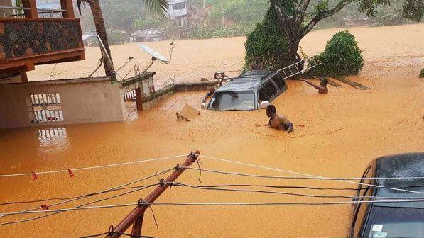 Sierra Leone, bilancio per inondazioni e frane sale a 499 morti