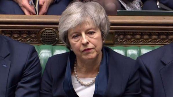 Brexit, May ancora sconfitta: non passa mozione su negoziato con Ue