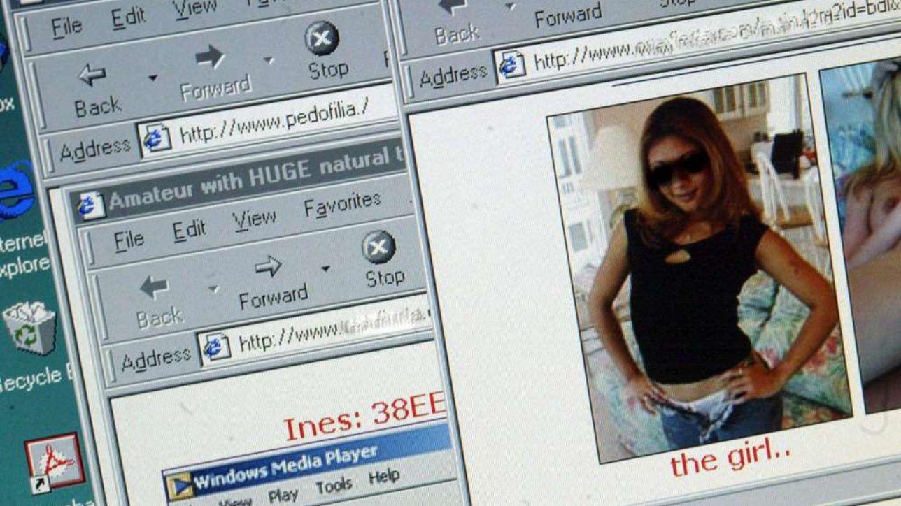 Ricatto mamma per sesso video
