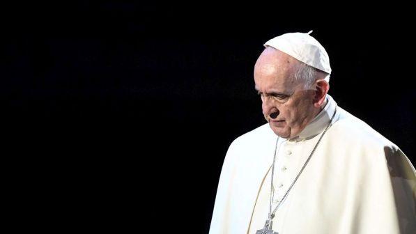 Papa: "No all'eutanasia, è strada sbrigativa, non di libertà"